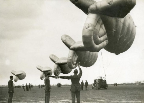 military balloon history